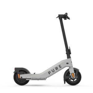 Pure Advance+ 2024 Electric Scooter 710W | Refurbished |Black Folding Adult Escooter Lightweight Powerful Fast UK
