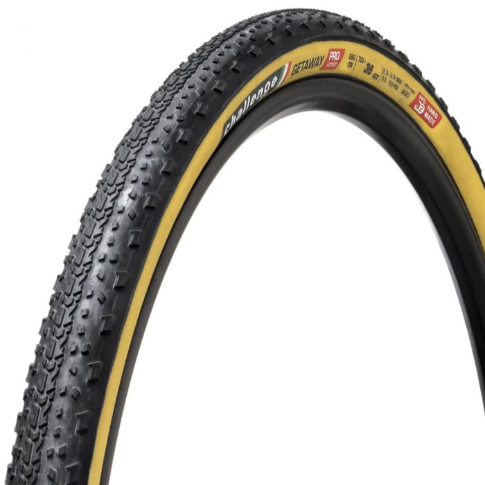 Challenge Getaway Handmade Gravel Tyre - 700 x 40Black / Tan Challenge Getaway Handmade Gravel Tyre - 700 x 40Black / Tan